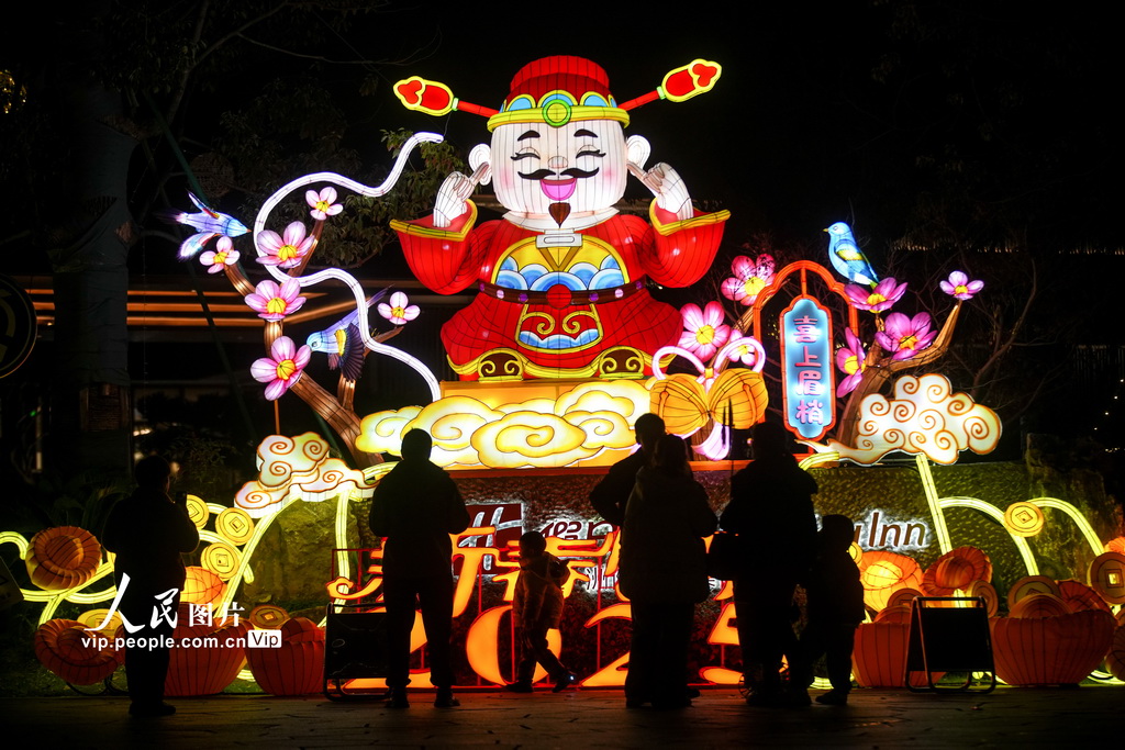 浙江德清：古镇灯会迎新年