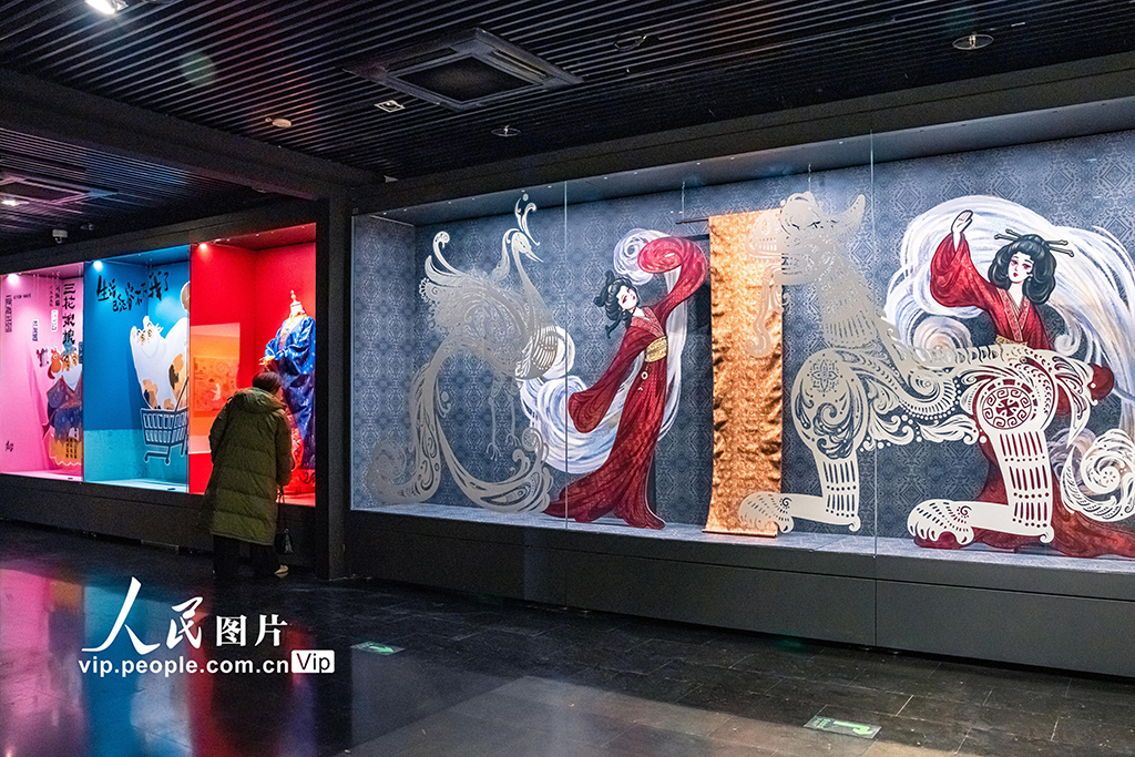 江苏苏州：“丝绸的故事——古今中外再想象”展启幕【3】