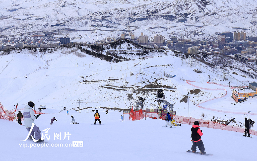 新疆阿勒泰：畅游冰雪 欢度春节【4】