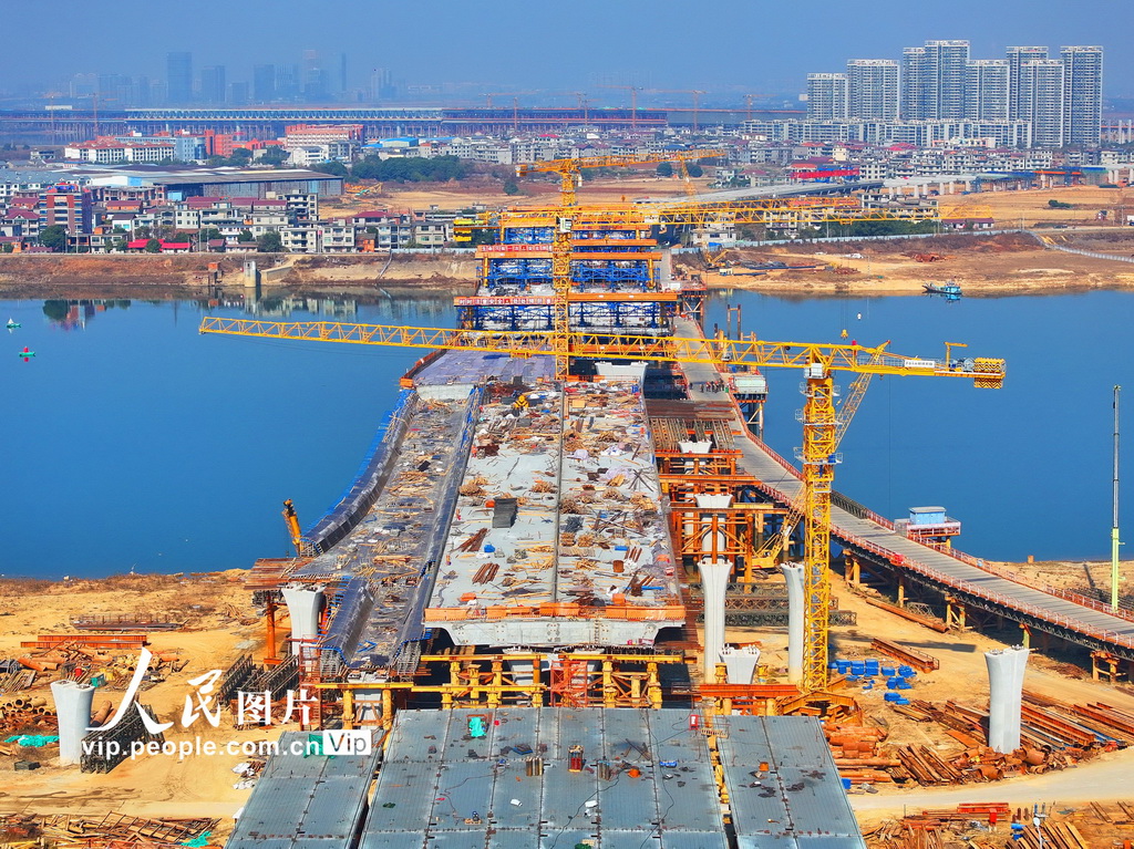 江西南昌：完善交通路网 拓展城市空间【6】