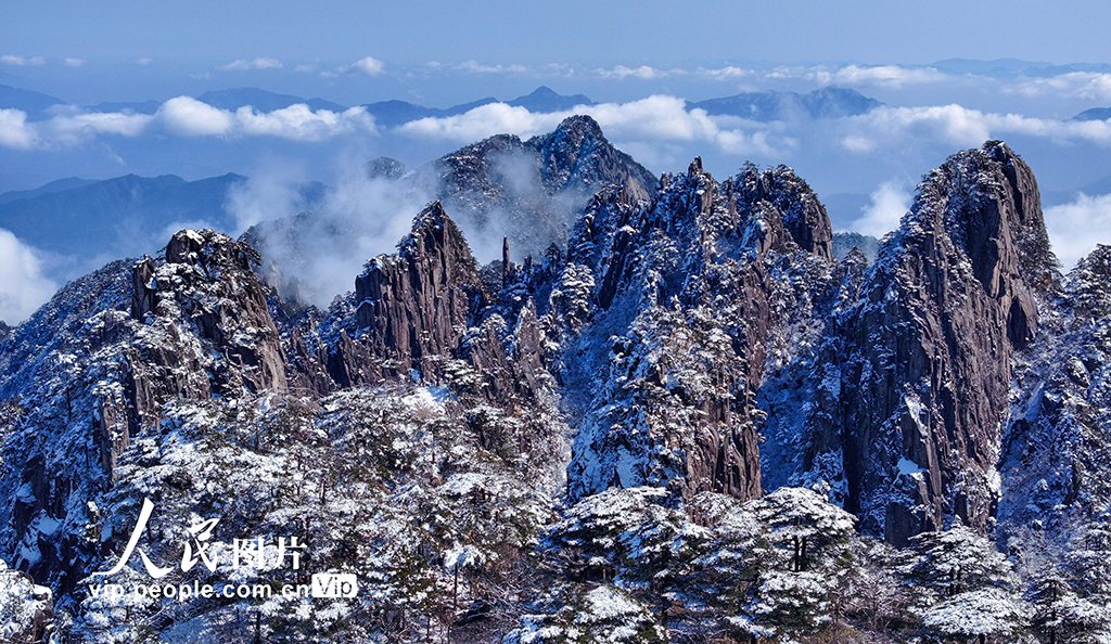 安徽黄山：雪景如画