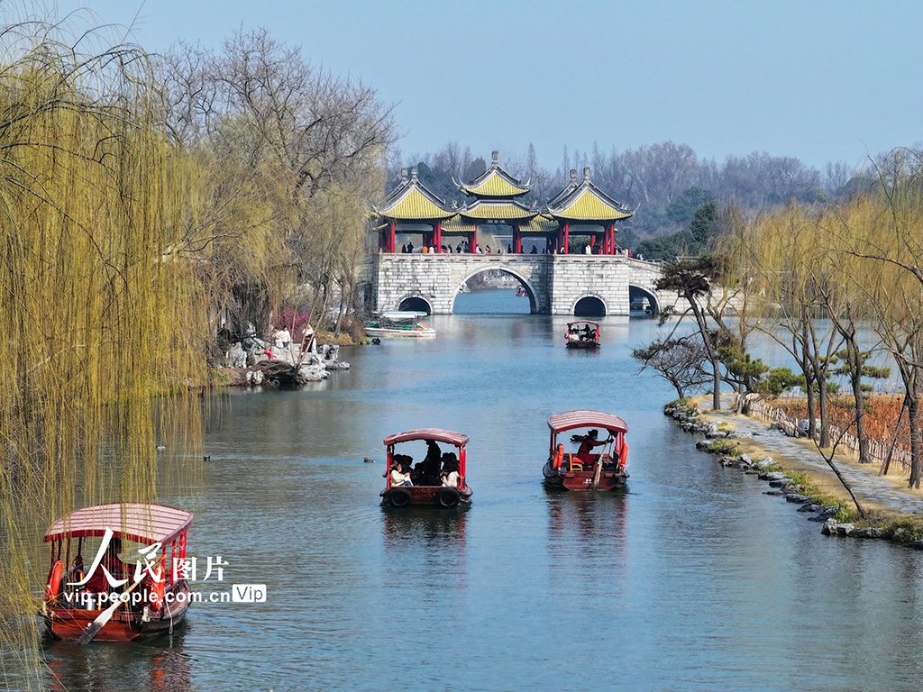 江苏扬州：瘦西湖春景如画