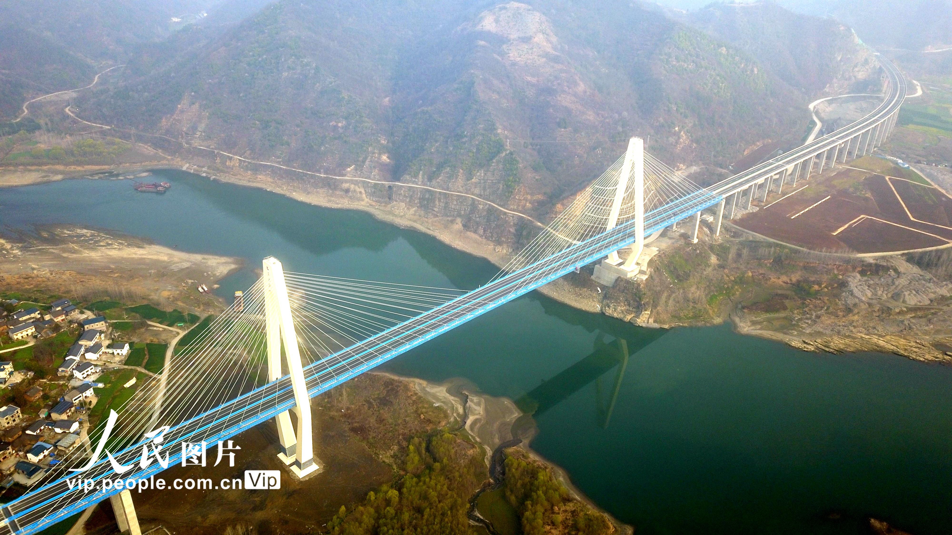 湖北十堰：十巫北高速通车【3】