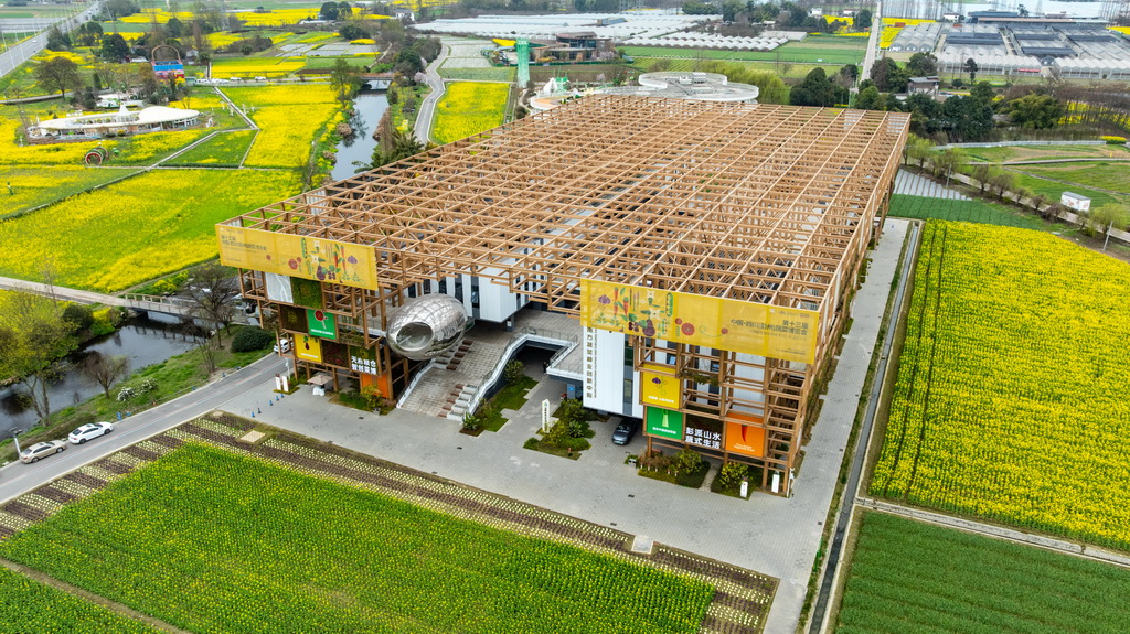 这是3月13日在四川省成都彭州市拍摄的中国南方蔬菜种业创新中心（无人机照片）。