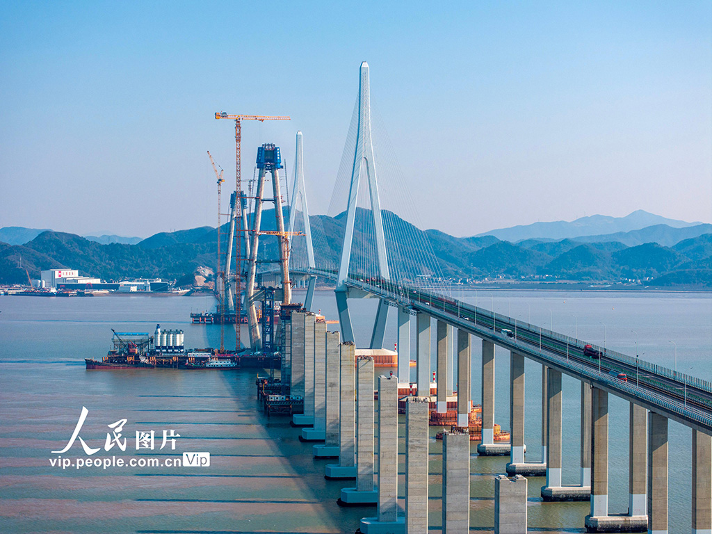 浙江宁波：象山港跨海大桥建设有序推进