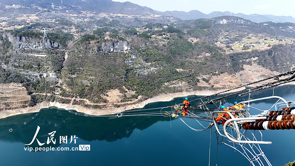 宁夏至湖南±800千伏特高压直流输电线路工程架线施工【2】