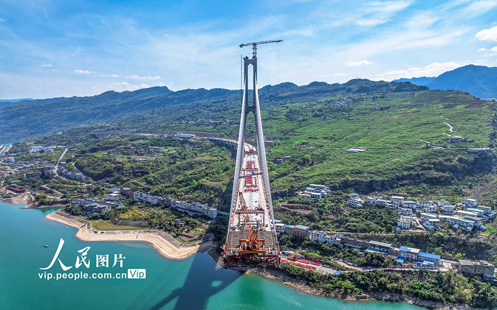 云南绥江：新市金沙江特大桥建设正酣【5】