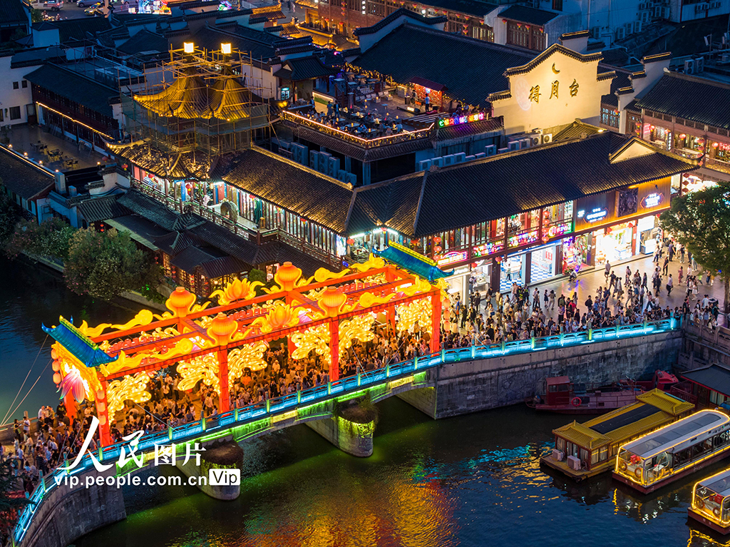 江苏南京：夫子庙迎来旅游热【3】