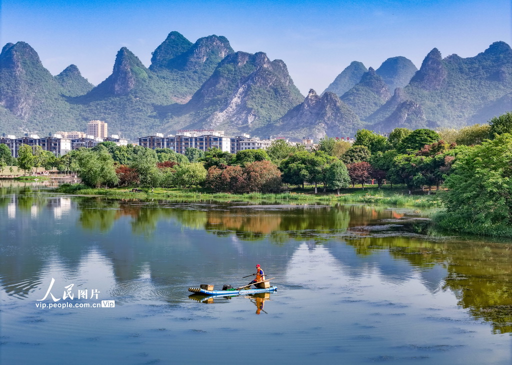 广西贺州：守护碧水