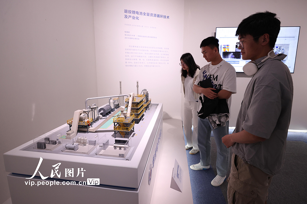 北京：“全国大学生创新成果展”在中国国家博物馆举行【3】