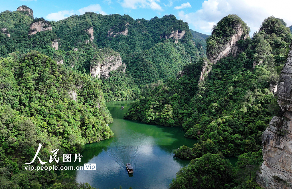 湖南张家界：乐游宝峰湖【2】