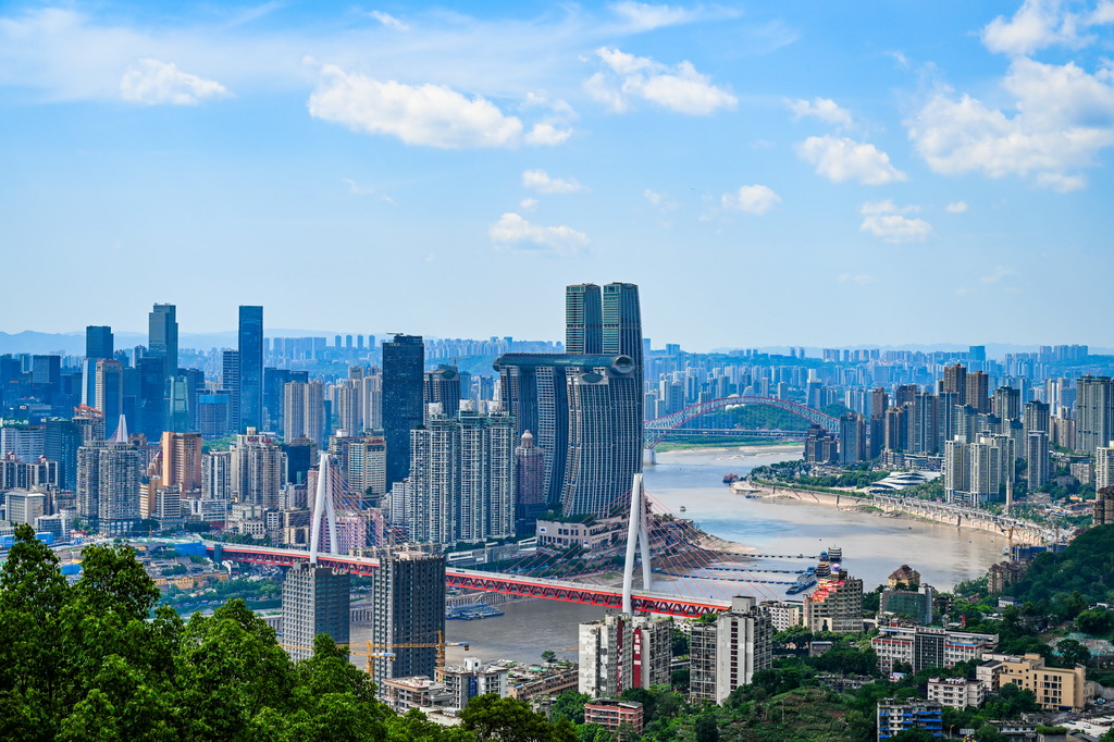 这是5月22日拍摄的重庆城市景象。