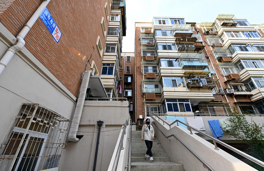 天津南门外大街商圈北部片区城市更新项目改造翻新后的庆有西里社区（5月29日摄）。