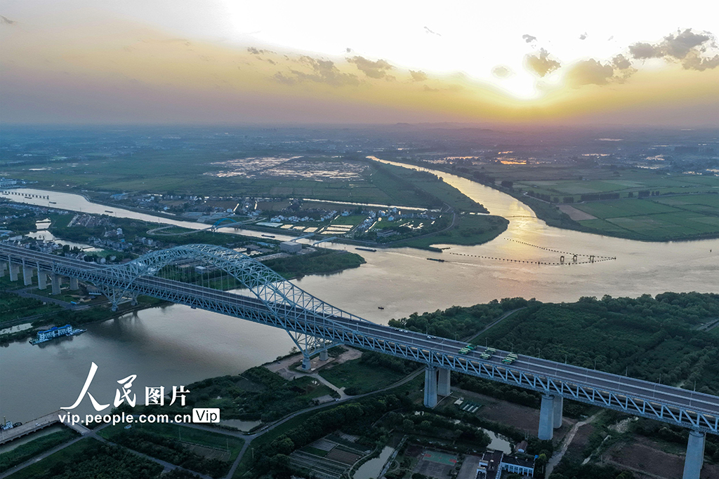 江苏：常泰长江大桥进行静态荷载试验【5】