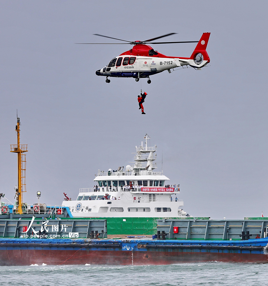 2025年河北海域“碧海亮剑”海上溢油和搜救应急综合演习在秦皇岛举办【2】