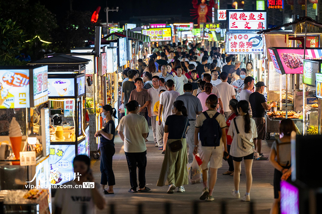 广西梧州：夏日夜市人气旺【3】