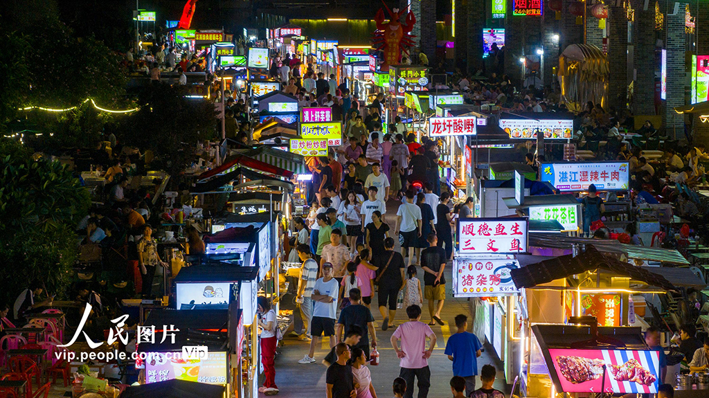 广西梧州：夏日夜市人气旺【5】