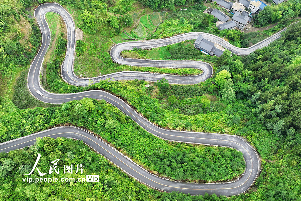 重庆酉阳：农村“四好公路”助力乡村振兴【4】
