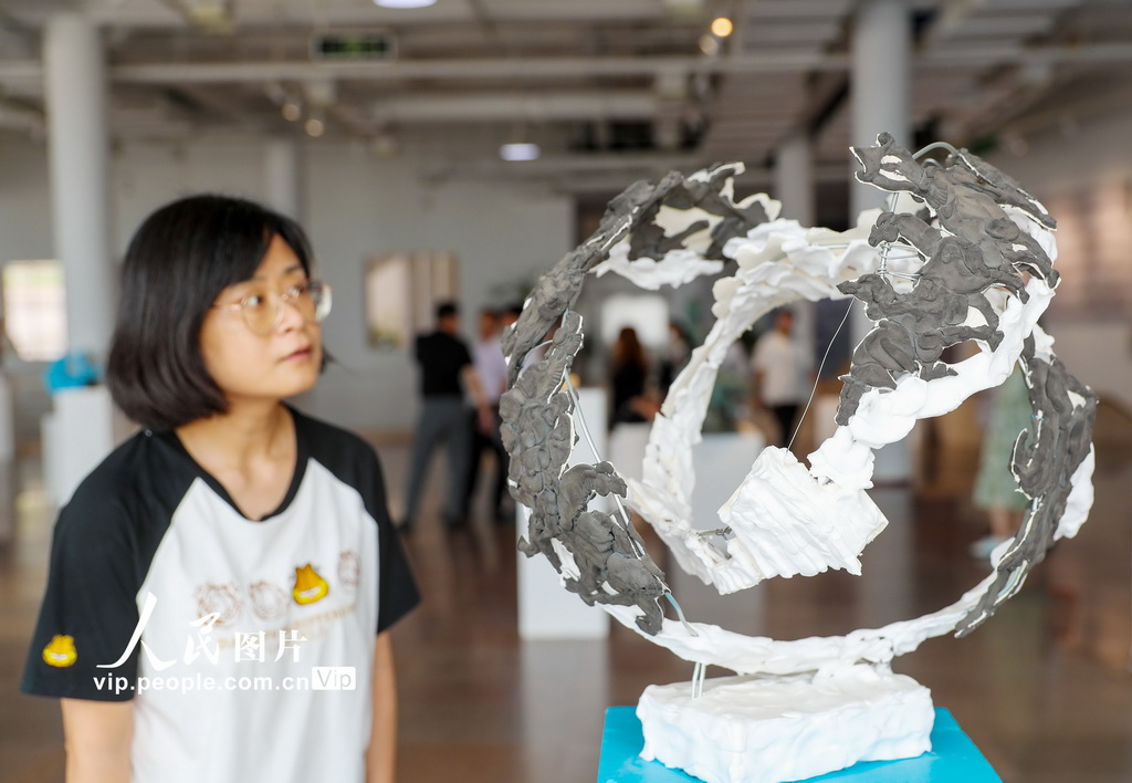 上合组织国家雕塑展在青岛开幕【9】