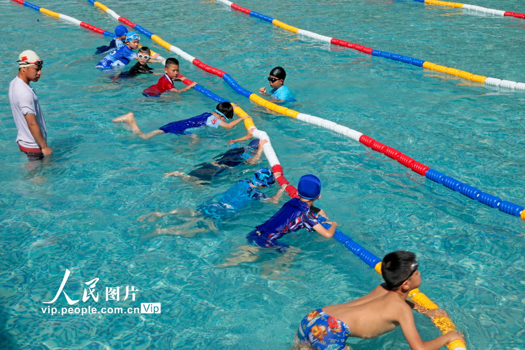 江西泰和:暑假学游泳【3】