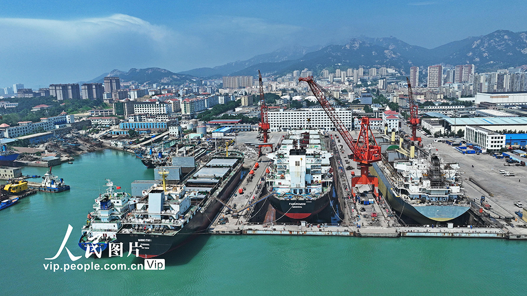 山东荣成:造船企业赶制订单【7】