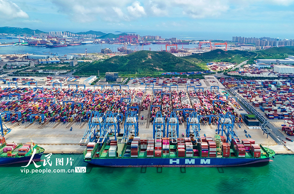 山东港口青岛港2025年上半年新增航线11条【7】