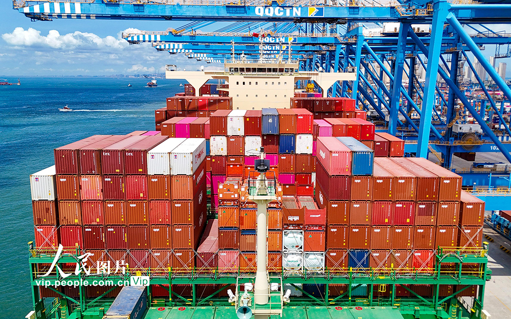 山东港口青岛港2025年上半年新增航线11条【8】