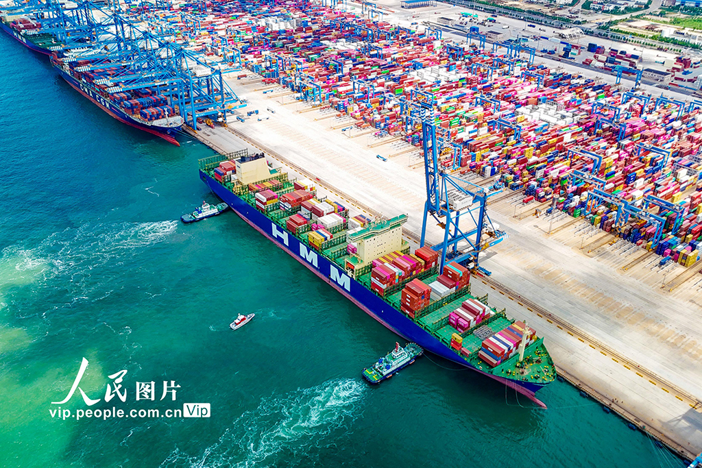 山东港口青岛港2025年上半年新增航线11条【9】