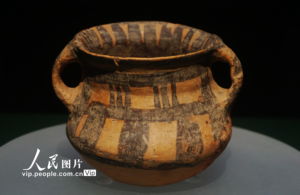 宁夏固原文物精品展亮相上海【6】