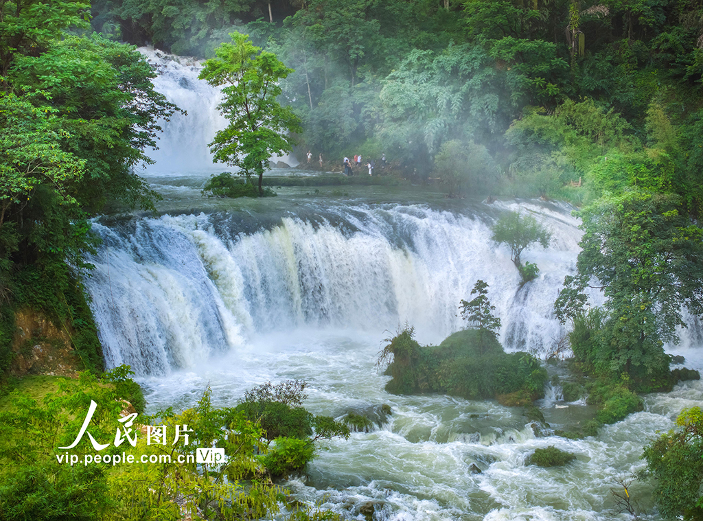 广西靖西：二郎瀑布景色壮观【2】