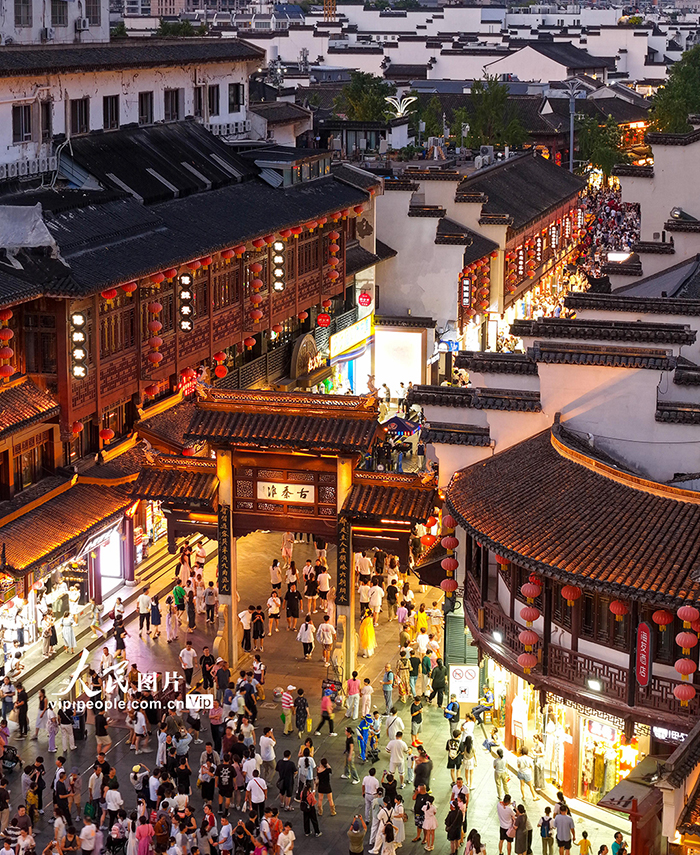 江苏南京：夫子庙游人如织【2】