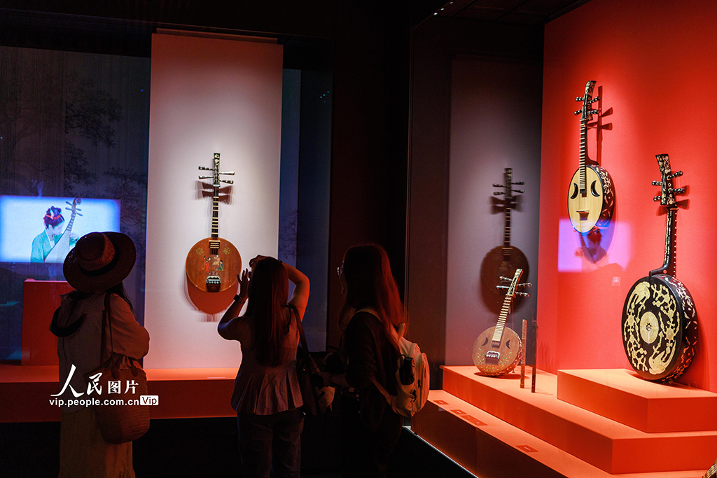 新疆乌鲁木齐：博物馆迎来参观热【7】