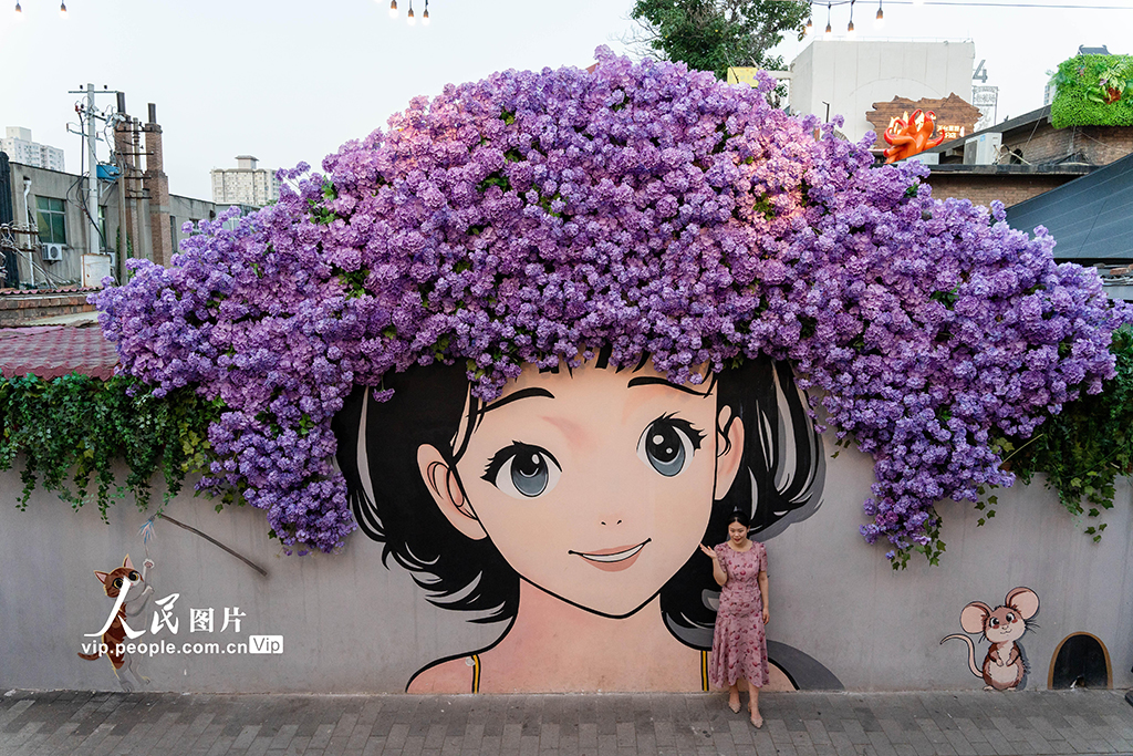 陕西西安：文化创意街区人气旺【4】