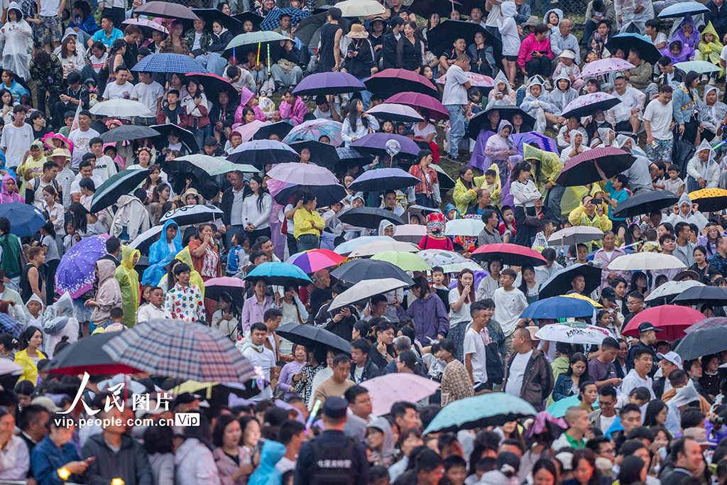 贵州毕节：彝族火把节浪漫启幕【4】