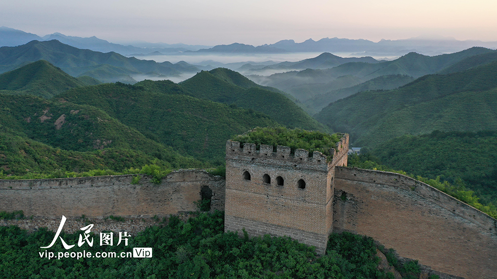 北京密云:蟠龙山长城晨雾缥缈景美如画【2】
