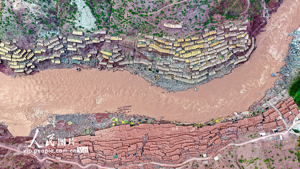 西藏芒康：壮美古盐田【2】