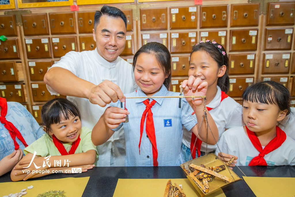 江苏宿迁：暑期学中医【3】