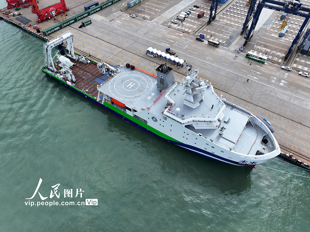 深远海绿色智能技术试验船“未来”号抵达江苏连云港【5】