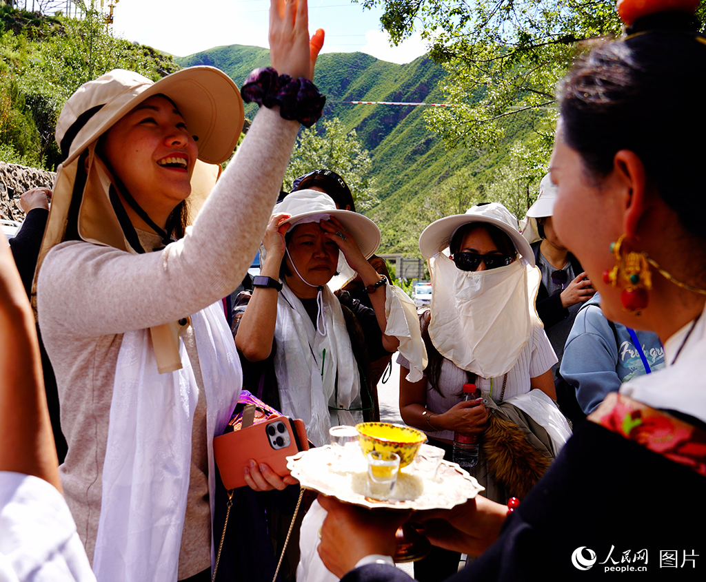 第十三届三江源生态文化旅游季在青海玉树州称多县举行【3】