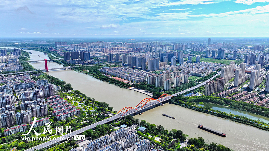 江苏宿迁：京杭大运河运输忙