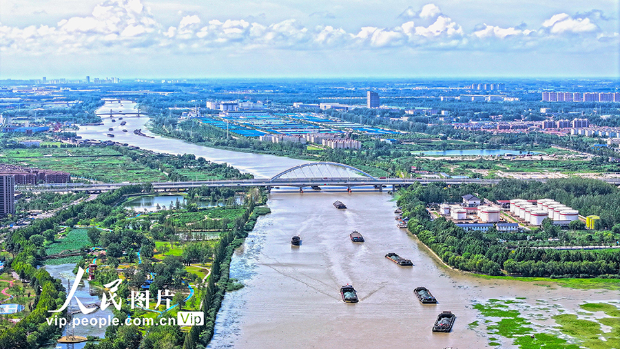 江苏宿迁：京杭大运河运输忙【2】