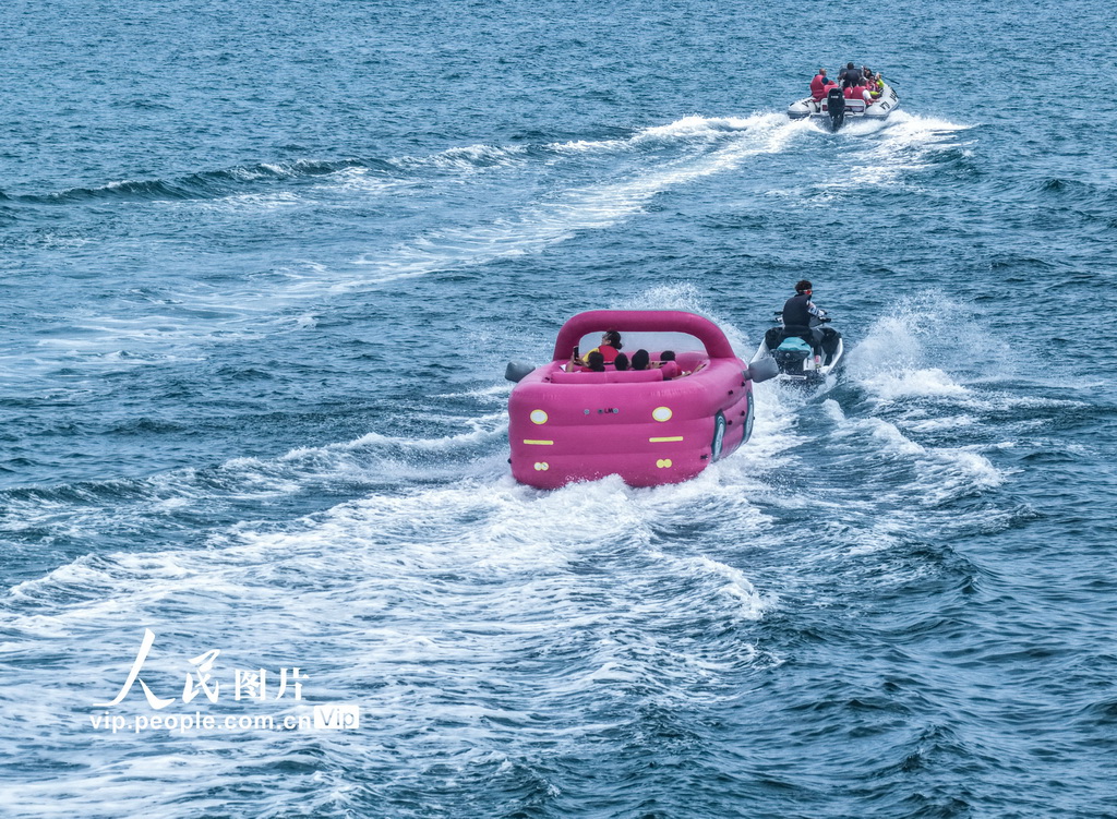 山东荣成:体验水上运动 畅享夏日清凉【3】