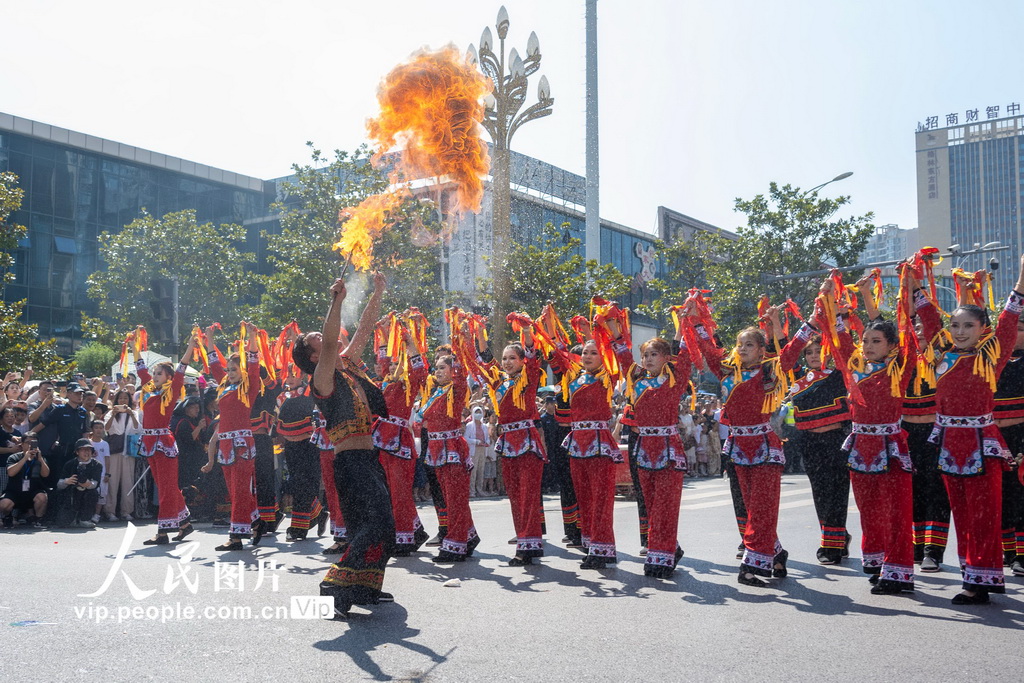 贵州毕节举办民族非遗大巡游活动【6】