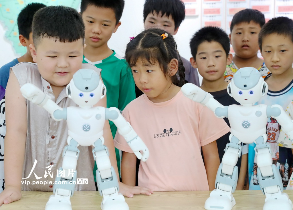 山东青岛：大学生暑期送科普下乡【3】