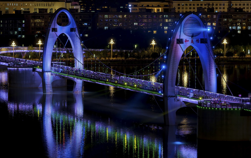 这是7月30日拍摄的和美桥，该桥供行人和非机动车通行（无人机照片）。新华社记者 姜帆 摄