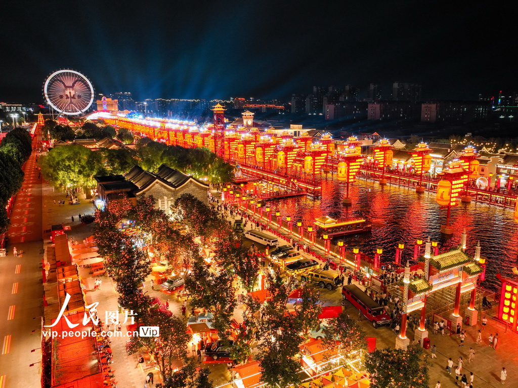 河北唐山：河头老街人气旺【5】