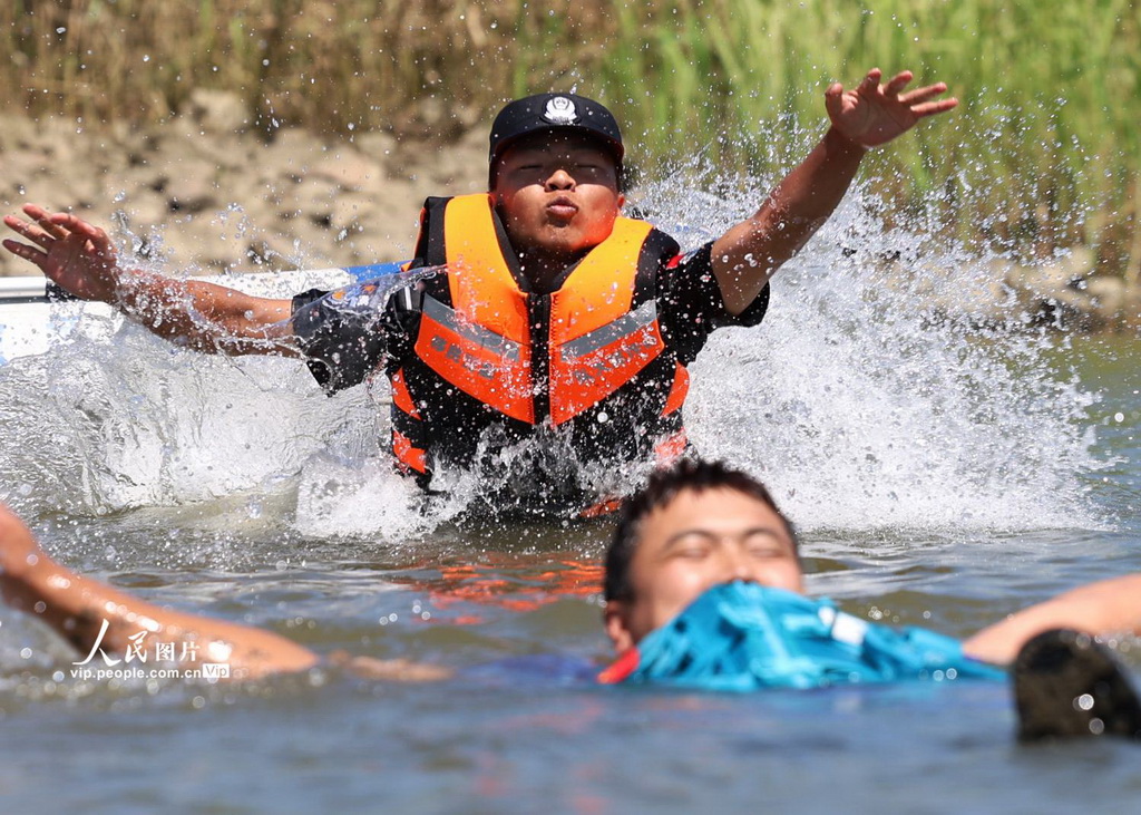 辽宁丹东：开展防汛救援演练【3】