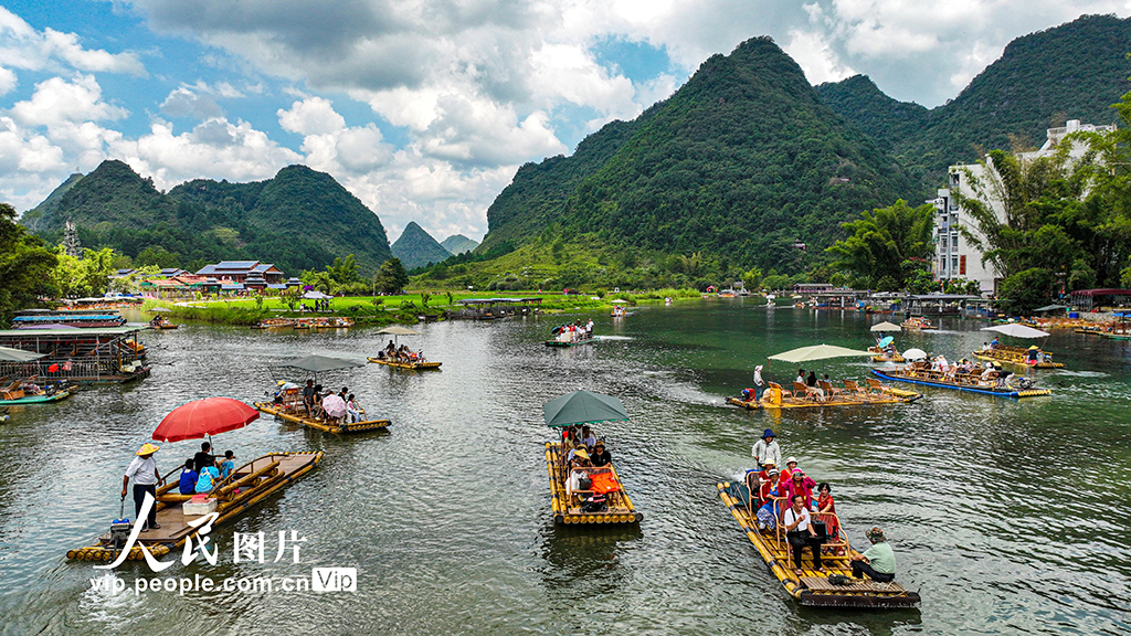 广西靖西：山水美景引客来【3】