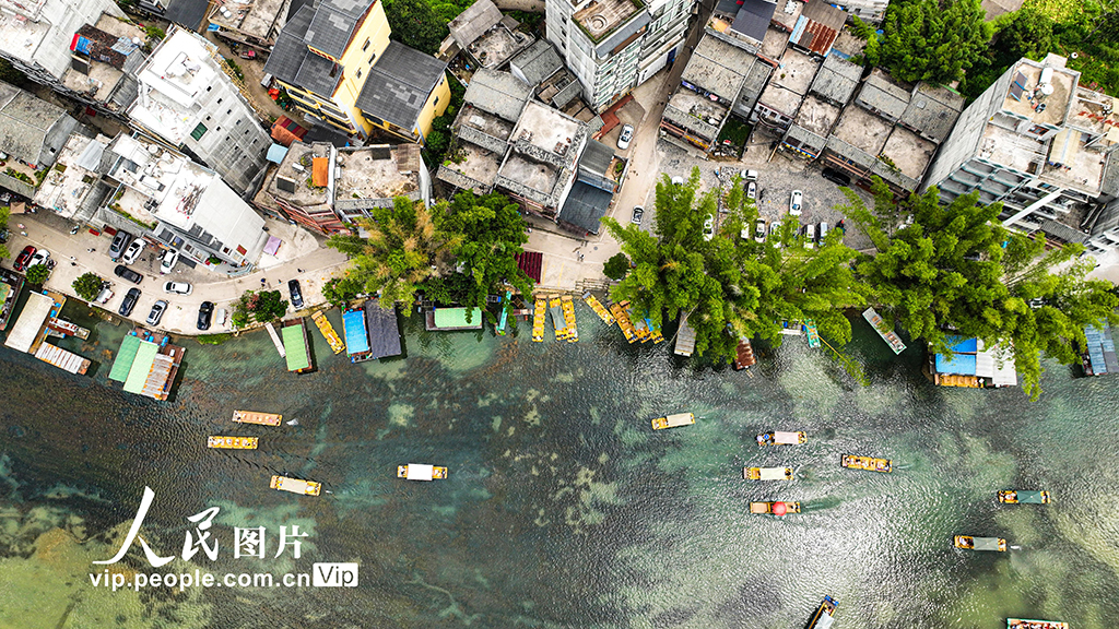 广西靖西：山水美景引客来【4】