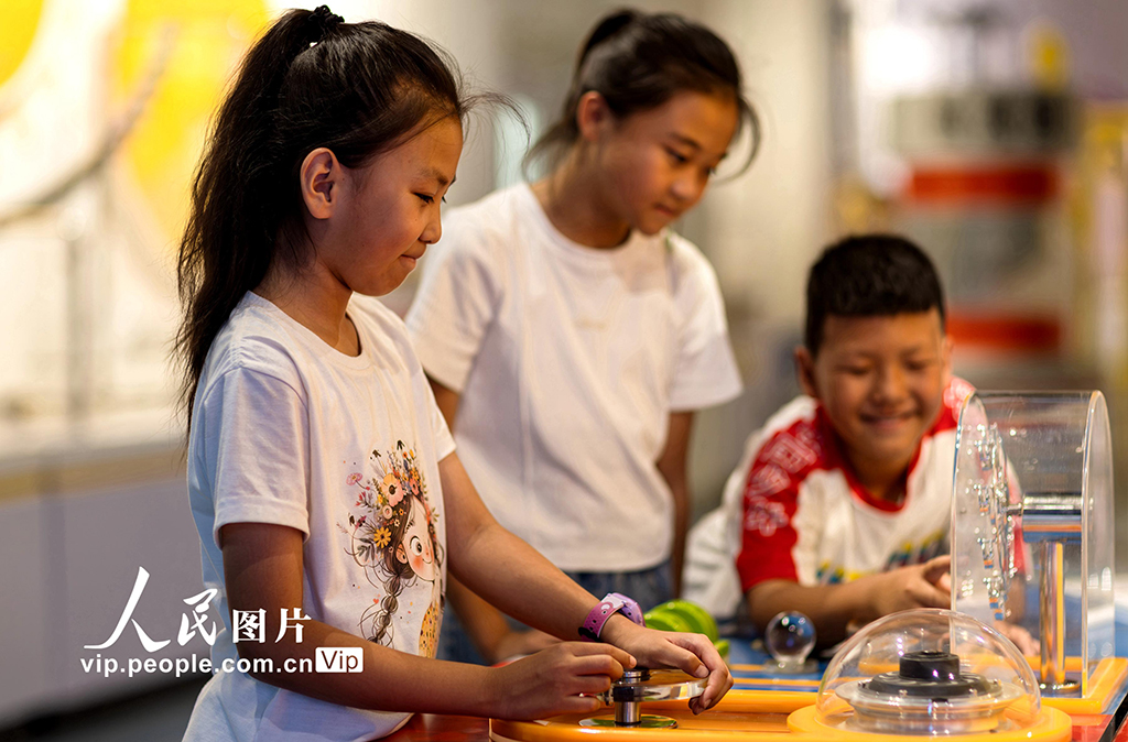 甘肃高台：科技馆里度暑假【4】